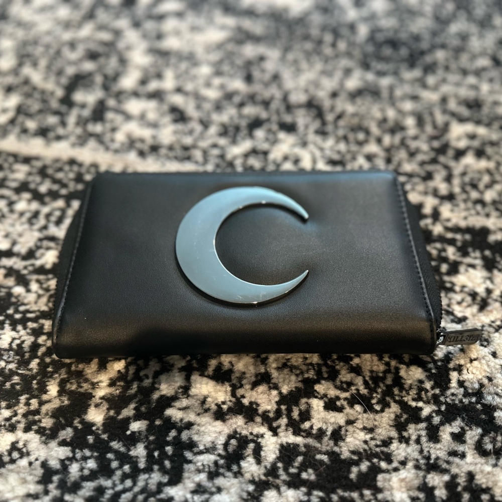 KILLSTAR wallet.